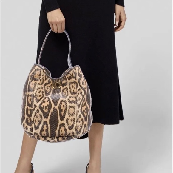 Yves Saint Laurent Gorgeous Tan and Brown Python Sac Capri bucket bag RARE❤️ - Picture 3 of 9